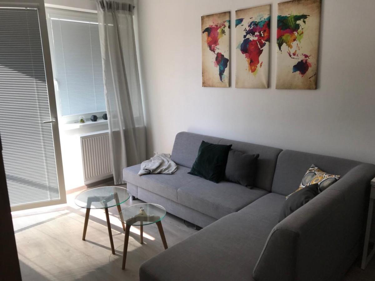 Samorin Modern Apartmens Private Parking - Air Conditioning Exterior photo
